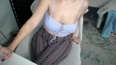 Snapshot of bigb00tyjudi chatting on 10, 11, 2025 bigb00tijudy online show from 10, 11, 2025