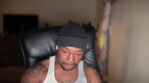 Snapshot of bigbackwoodcali chatting on 1, 2, 2025 bigbackwoodcali online show from 1, 2, 2025