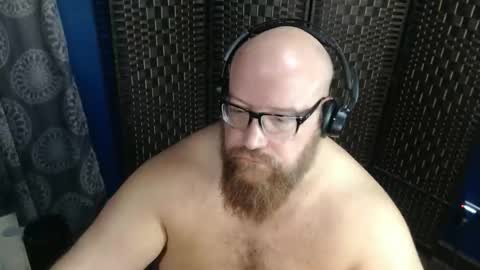 BigBear4Cuddles online show from 8, 2, 2026