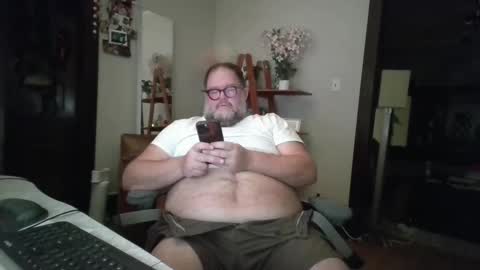 Snapshot of bigbearlittlebear2 chatting on 13, 9, 2025 Bear Woods online show from 13, 9, 2025