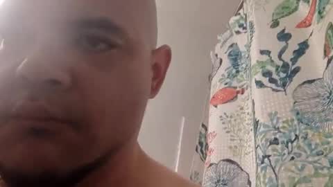 Snapshot of bigbeata chatting on 10, 3, 2025 Stevie Snow online show from 10, 3, 2025