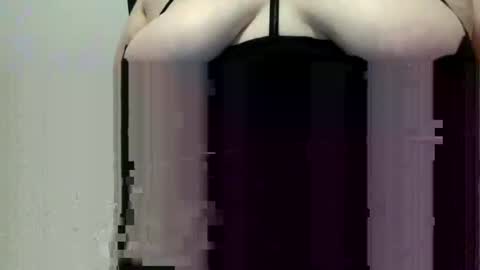 bigbellybabe1987 online show from 3, 1, 2025