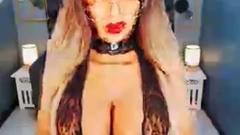 Loraine Cruz online show from 18, 6, 2026