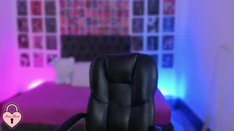 bigboobs cloe online show from 15, 10, 2025