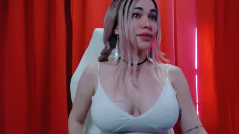 Snapshot of bigboobsstacy chatting on 28, 7, 2026 LaraFire online show from 28, 7, 2026