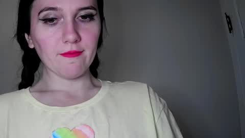 Isabella online show from 9, 2, 2025