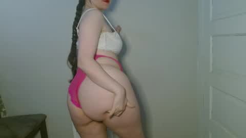 Isabella online show from 1, 12, 2025