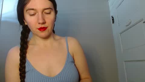 Isabella online show from 5, 2, 2026