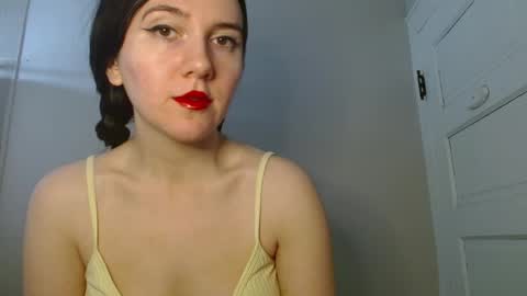 Isabella online show from 8, 3, 2026