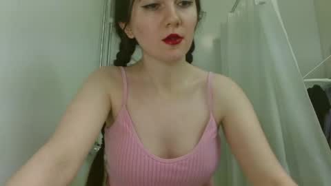 Isabella online show from 17, 4, 2026