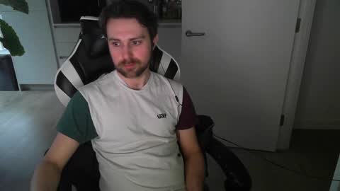 Big Brit online show from 8, 2, 2025