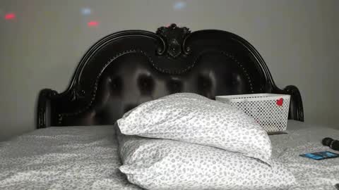 bigbuttsarena online show from 5, 10, 2025