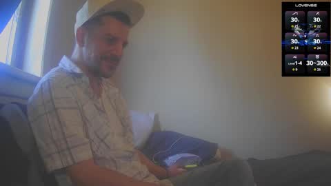 Jon - Im Straight online show from 25, 3, 2026