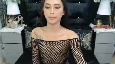 HOLLY online show from 26, 2, 2026