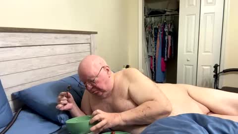 Snapshot of bigcraig123 chatting on 2, 10, 2025 Craig online show from 2, 10, 2025