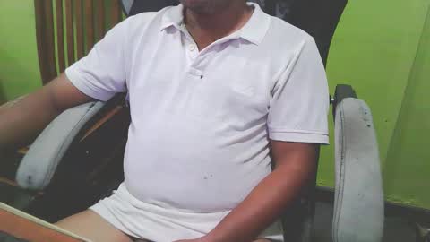 bigdickguyaux online show from 22, 3, 2026