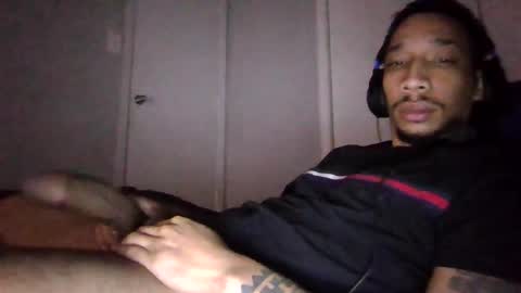 Snapshot of bigdickmarixxx chatting on 17, 12, 2025 bigdickmarixxx online show from 17, 12, 2025