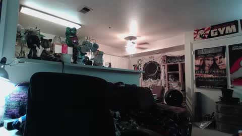 Snapshot of biggerisbetter21 chatting on 2, 3, 2026 biggerisbetter21 online show from 2, 3, 2026