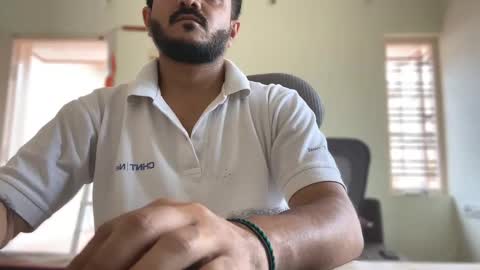 bighandsomesatisfy online show from 26, 10, 2025