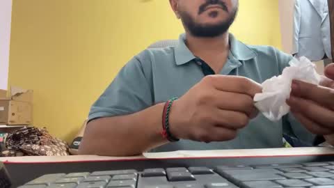 bighandsomesatisfy online show from 2, 4, 2026