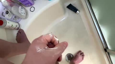 bigheaded447cock online show from 1, 3, 2025