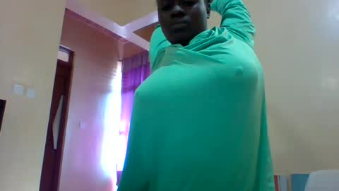 Snapshot of bigjuicyass_30 chatting on 14, 7, 2026 pretty online show from 14, 7, 2026
