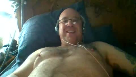 bigmike197167 online show from 12, 11, 2025
