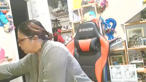 Snapshot of bigolemini chatting on 9, 1, 2026 the Mini mami online show from 9, 1, 2026
