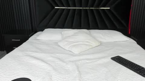 Zayra online show from 25, 9, 2025