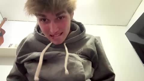 bigskinnyboyshh online show from 24, 12, 2024