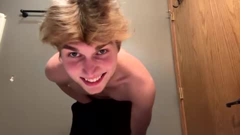 bigskinnyboyshh online show from 2, 1, 2025