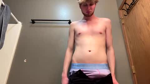 bigskinnyboyshh online show from 22, 2, 2025