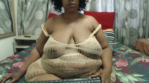 bigsuperbutt online show from 22, 2, 2025