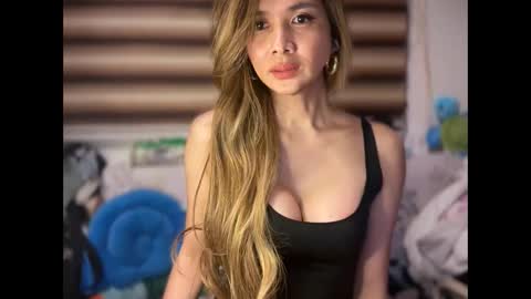 Snapshot of bigsurprise4u chatting on 27, 10, 2025 Yna     online show from 27, 10, 2025