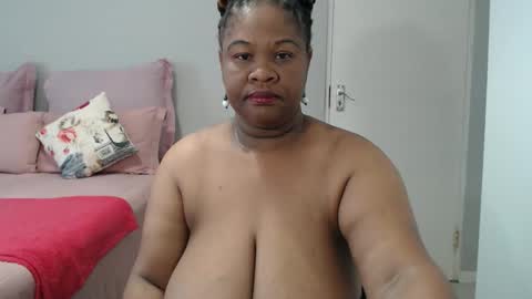 Snapshot of bigtitshornygirlxxx chatting on 7, 1, 2026 Lona online show from 7, 1, 2026