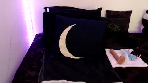 Snapshot of bigtittedtattedlesbian chatting on 6, 7, 2026 Nichole lights online show from 6, 7, 2026