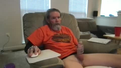 Bigwhitedickdaddy and BabyCakes online show from 21, 12, 2025