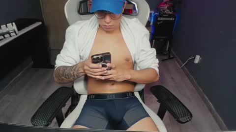 bigxboy96 online show from 5, 1, 2025