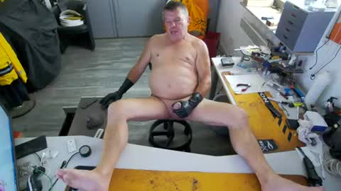 Snapshot of bilutz777 chatting on 7, 7, 2026 bilutz777 online show from 7, 7, 2026