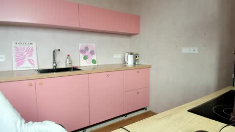 bina_mima online show from 8, 4, 2026