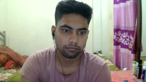 Snapshot of birbikrom104 chatting on 15, 6, 2026 birbikrom104 online show from 15, 6, 2026