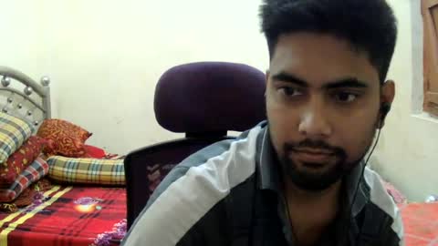 Snapshot of birbikrom104 chatting on 27, 6, 2026 birbikrom104 online show from 27, 6, 2026