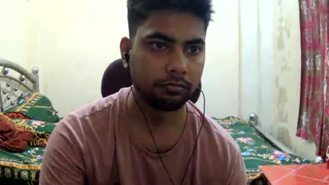 Snapshot of birbikrom104 chatting on 16, 7, 2026 birbikrom104 online show from 16, 7, 2026