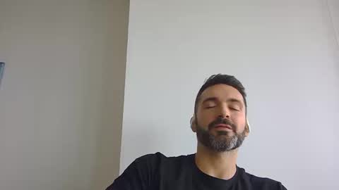 Snapshot of birthdaycake1 chatting on 14, 10, 2025 RobSpots online show from 14, 10, 2025