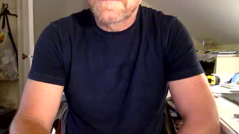 Snapshot of bisonbar chatting on 24, 9, 2025 BisonBar online show from 24, 9, 2025