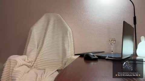 Alexandra online show from 18, 4, 2026