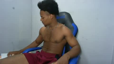 Snapshot of black_dicck chatting on 2, 7, 2026 tu morenito online show from 2, 7, 2026