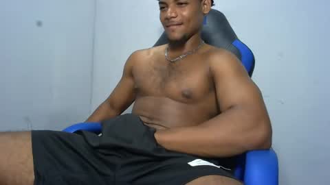 Snapshot of black_dicck chatting on 5, 7, 2026 tu morenito online show from 5, 7, 2026