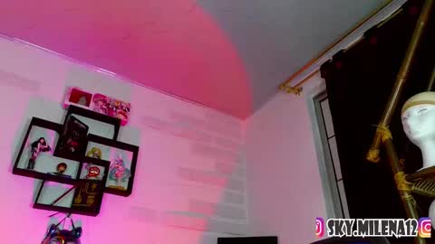 Snapshot of black_lady_05 chatting on 19, 1, 2025 millie online show from 19, 1, 2025