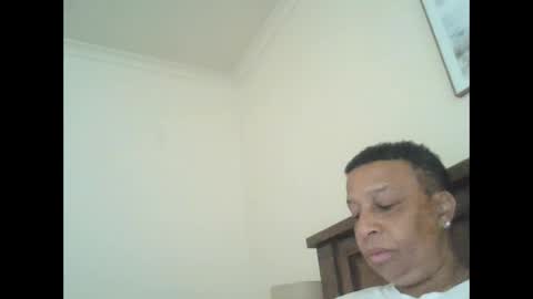 Snapshot of black_n_white4 chatting on 22, 12, 2024 black_n_white4 online show from 22, 12, 2024